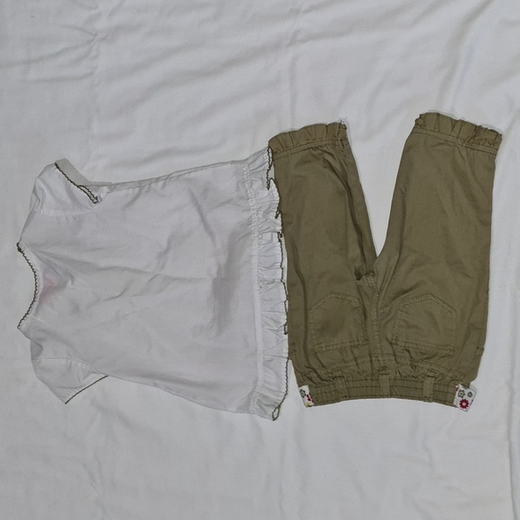 2 piece girls top and bottom Young Heart's outfit, Good Used Condition, flowers - Picture 5 of 5